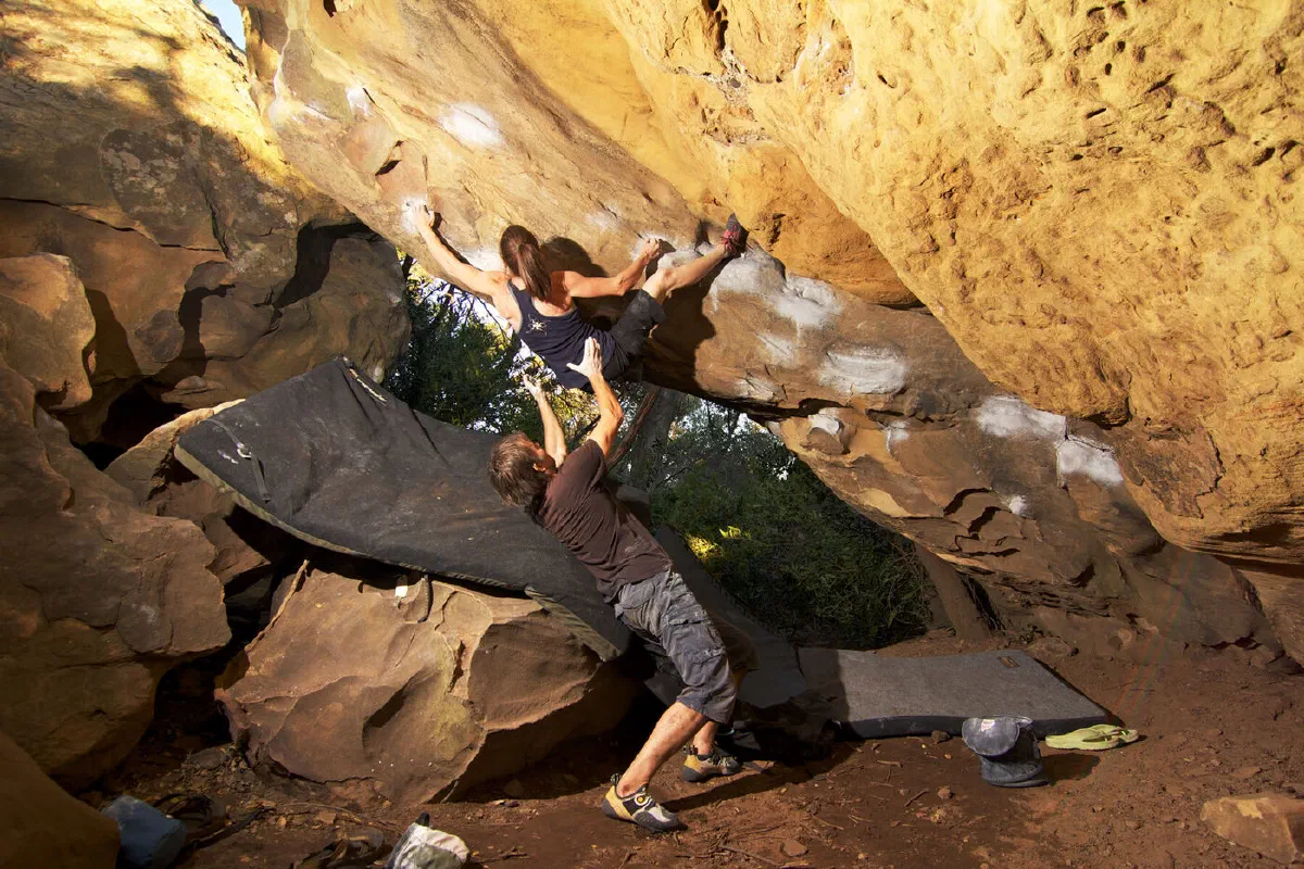Date + Outdoor Bouldering Course